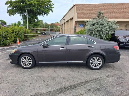 Used 2011 Lexus ES 350 FWD image 1