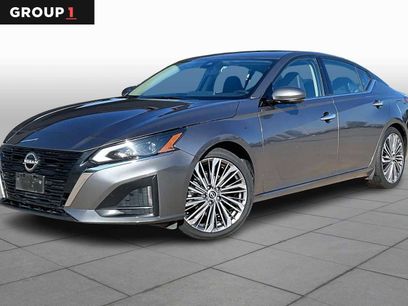 Used 2023 Nissan Altima 2.5 SL