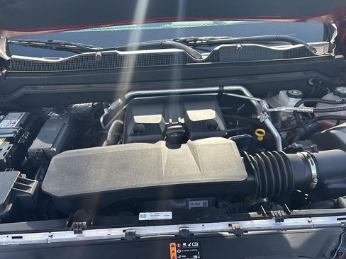 Used 2023 Chevrolet Colorado ZR2 w/ ZR2 Convenience Package III AWD/4WD image 10