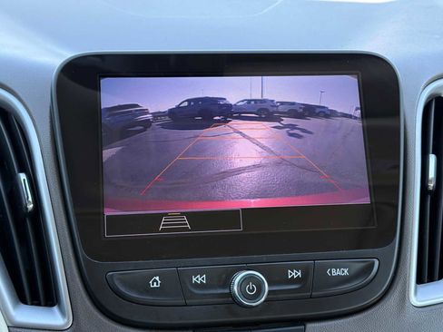 Used 2022 Chevrolet Malibu LT w/ Leather Package image 24