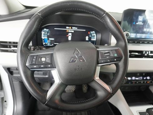 Used 2022 Mitsubishi Outlander SEL image 23