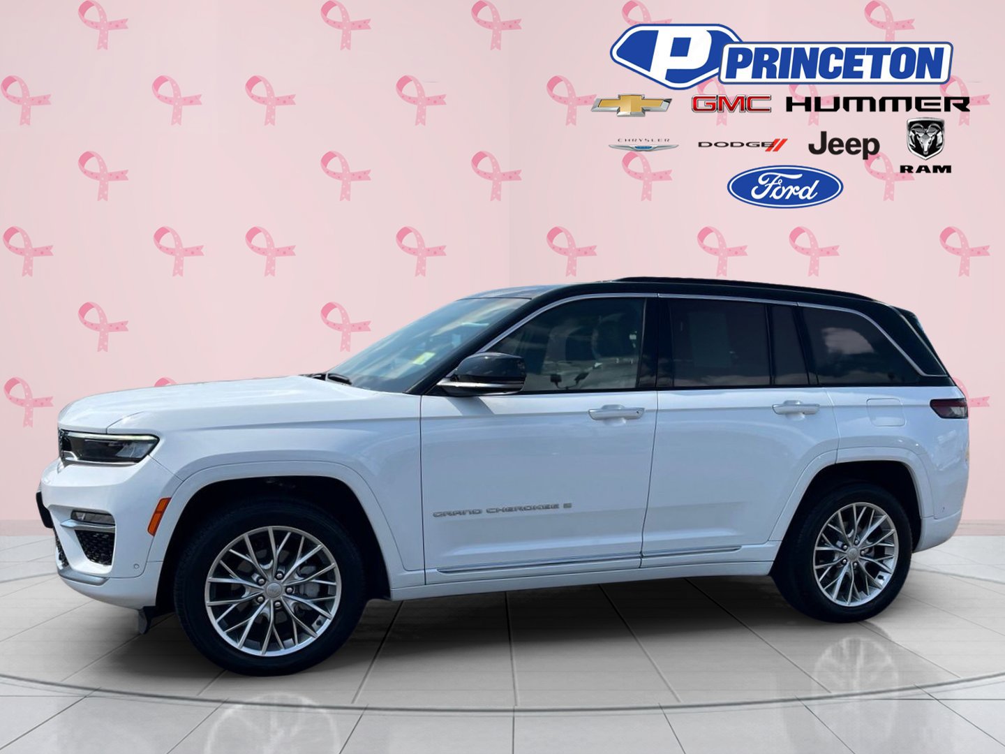 Certified 2024 Jeep Grand Cherokee Summit AWD/4WD image 4
