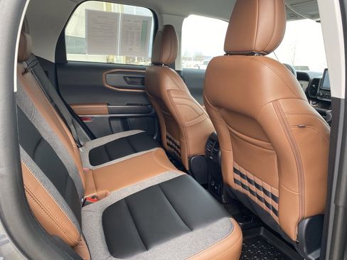 Used 2024 Ford Bronco Sport Outer Banks w/ Tech Package image 15