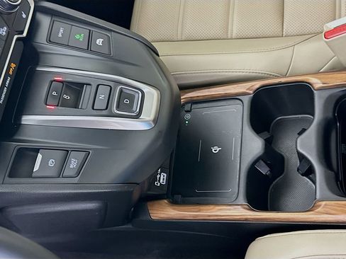 Used 2022 Honda CR-V Touring image 16