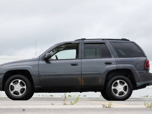 Used 2007 Chevrolet TrailBlazer LS w/ LS Preferred Equipment Group AWD/4WD image 10
