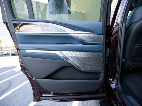 Used 2025 Cadillac Escalade IQ Luxury 2 w/ LPO, Premium Carpet Package AWD/4WD image 44