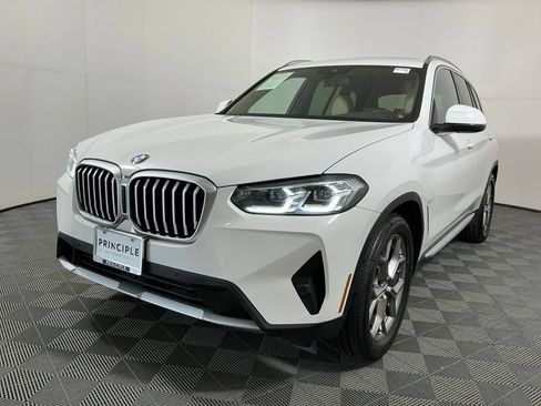 Used 2023 BMW X3 sDrive30i w/ Convenience Package w/ZPA RWD image 2