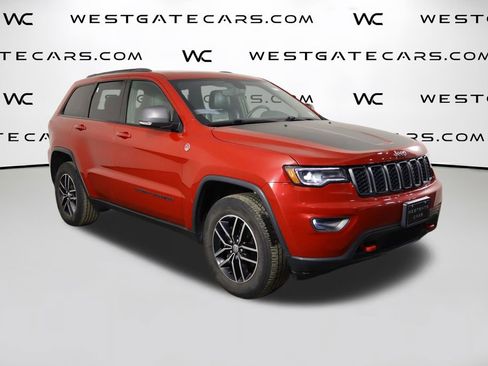 Used 2018 Jeep Grand Cherokee Trailhawk w/ Trailhawk Luxury Group image 47