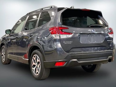 Used 2024 Subaru Forester Premium AWD/4WD image 12