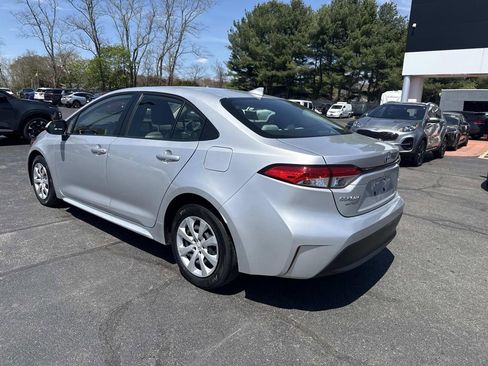 Used 2024 Toyota Corolla LE FWD image 3