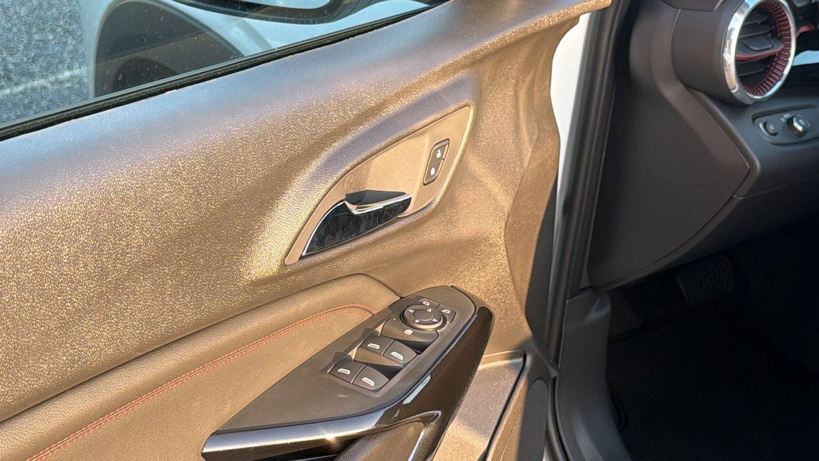 New 2026 Chevrolet Trax RS w/ Sunroof Package FWD image 13