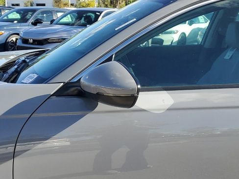 New 2025 Honda Accord EX-L image 9