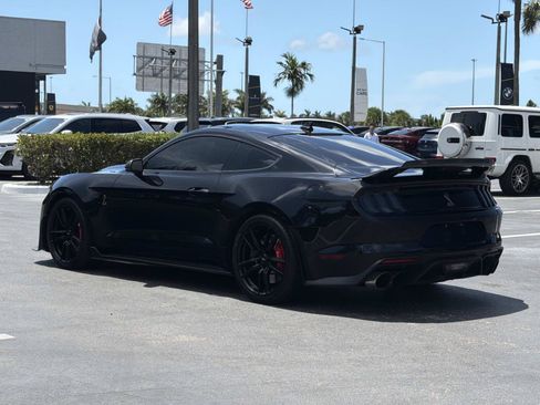 Used 2020 Ford Mustang Shelby GT500 w/ Technology Package RWD image 4