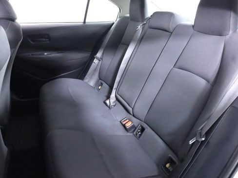 Used 2022 Toyota Corolla LE FWD image 31