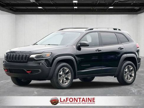 Used 2019 Jeep Cherokee Trailhawk AWD/4WD image 1