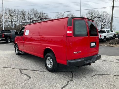 Used 2019 Chevrolet Express 2500 Work Van w/ Communications Package image 19