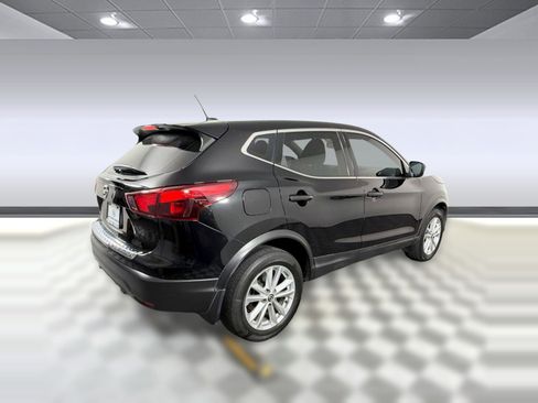 Used 2019 Nissan Rogue Sport S w/ Appearance Package image 9