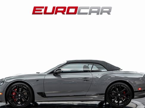 Used 2023 Bentley Continental GT Mulliner image 3