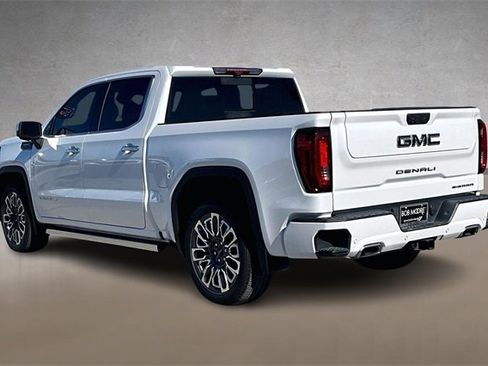 Used 2024 GMC Sierra 1500 Denali Ultimate image 10