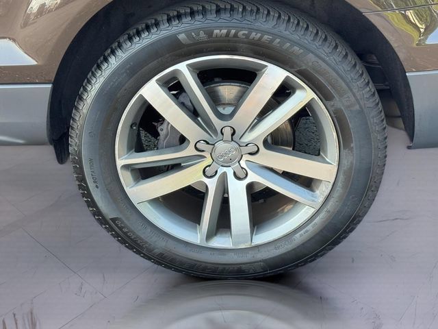 Used 2011 Audi Q7 3.0T Premium Plus AWD/4WD image 6
