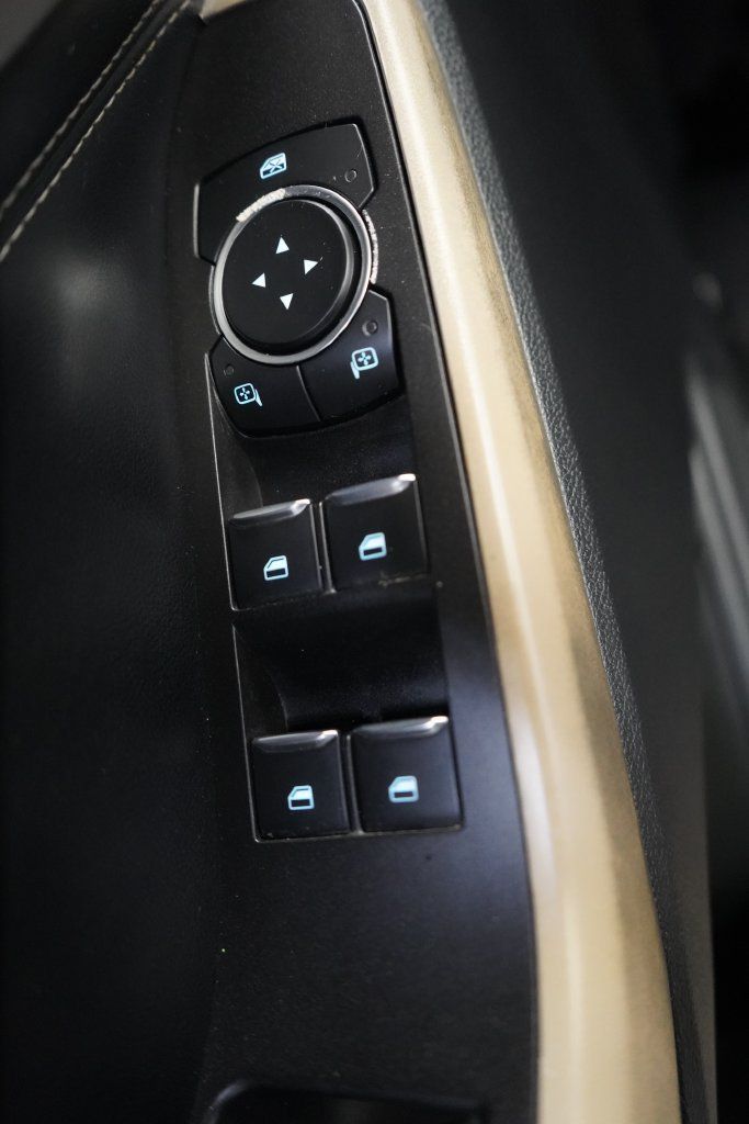Certified 2022 Ford Explorer XLT RWD image 31