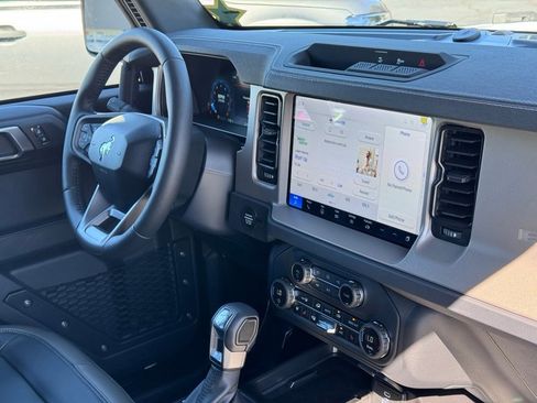 New 2025 Ford Bronco Outer Banks image 27
