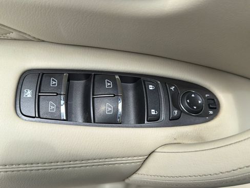 Used 2023 INFINITI QX80 Sensory w/ All-Season Package AWD/4WD image 30
