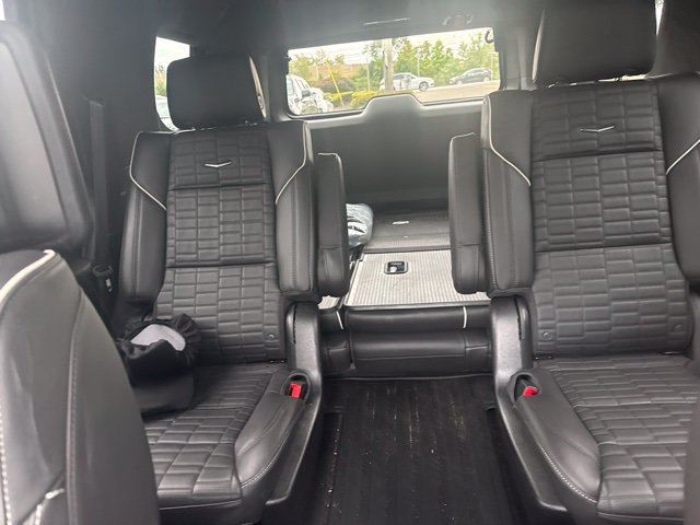 Certified 2024 Cadillac Escalade Sport Platinum w/ LPO, ONYX Package AWD/4WD image 29