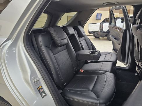 Used 2013 Mercedes-Benz ML 350 2WD image 24