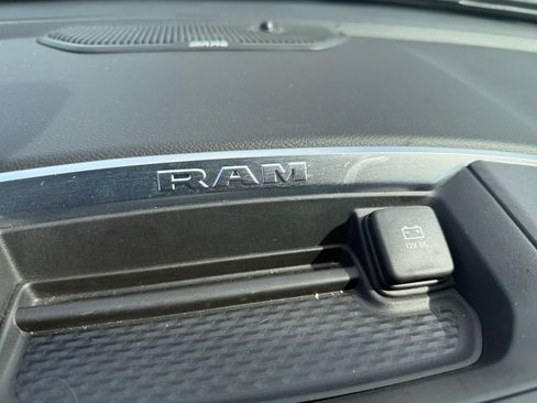 Used 2025 RAM 1500 Big Horn AWD/4WD image 24