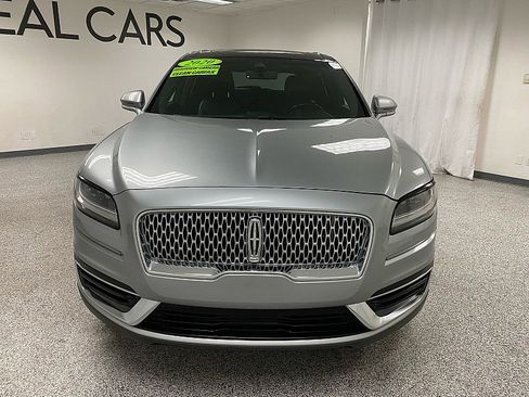 Used 2020 Lincoln Nautilus Reserve image 2