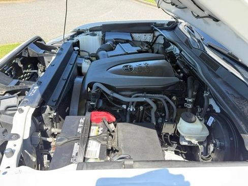 Used 2018 Toyota Tacoma SR5 RWD image 28