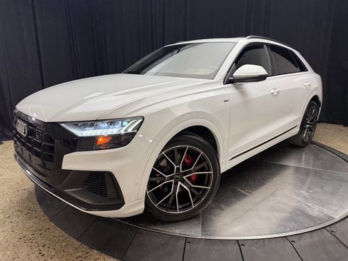 Used 2019 Audi Q8 Prestige image 2