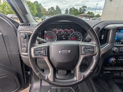 Used 2019 Chevrolet Silverado 1500 RST AWD/4WD image 7