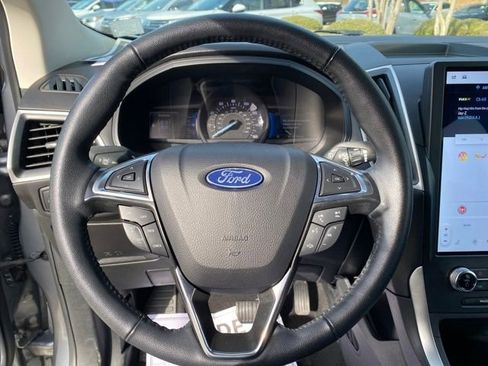 Used 2024 Ford Edge SEL image 8