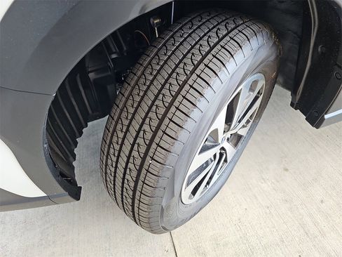 New 2025 Subaru Outback Premium image 32