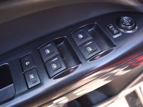 Used 2016 Chevrolet Colorado Z71 AWD/4WD image 21