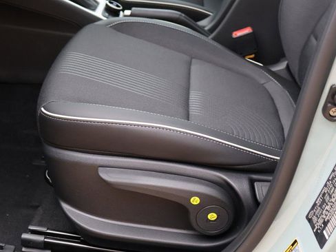 New 2025 Hyundai Venue Limited image 24