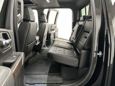 Used 2022 GMC Sierra 2500 Denali w/ Denali Ultimate Package image 27