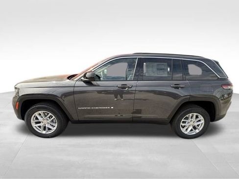 New 2026 Jeep Grand Cherokee Laredo X AWD/4WD image 3