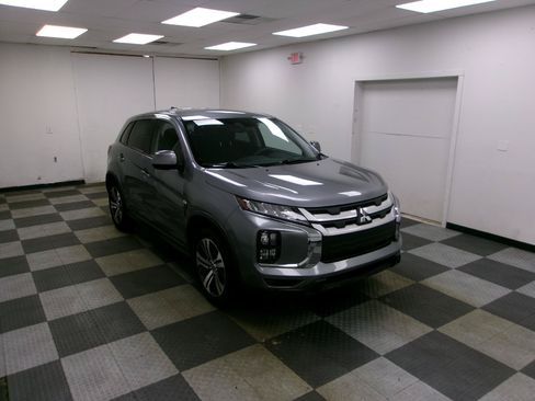 Used 2025 Mitsubishi Outlander Sport ES AWD/4WD image 14