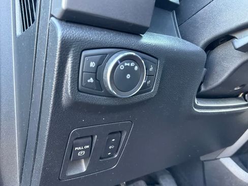 Used 2018 Ford F150 XLT w/ Equipment Group 302A Luxury AWD/4WD image 16