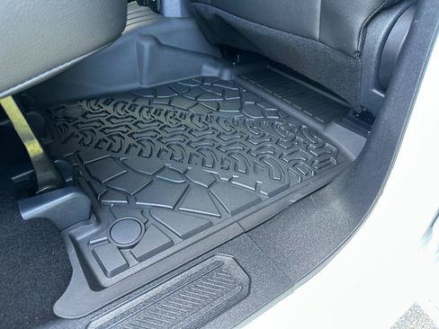 Used 2025 Ford Bronco Big Bend AWD/4WD image 22