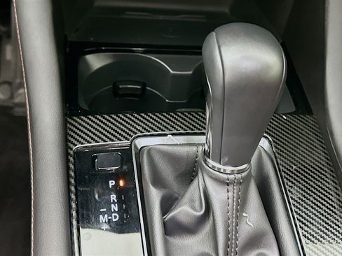 Used 2024 MAZDA MAZDA3 s image 25