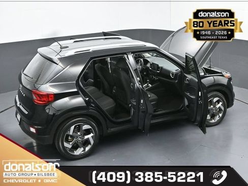 Used 2023 Hyundai Venue SEL w/ Cargo Package FWD image 25