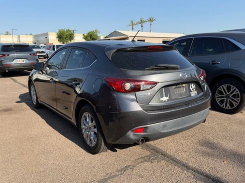 Used 2016 MAZDA MAZDA3 i Sport w/ Preferred Equipment Package FWD image 3