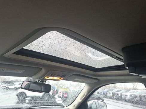 Used 2009 GMC Yukon Denali image 25