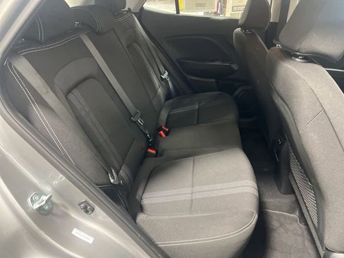 Used 2025 Hyundai Venue SEL image 10