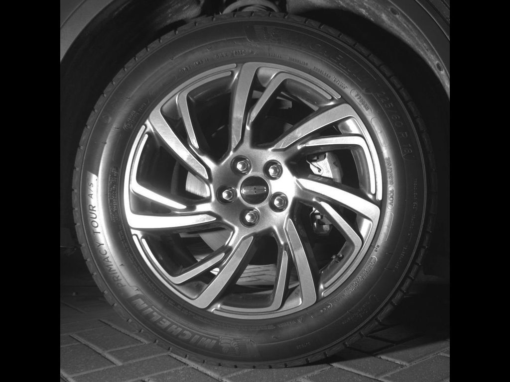 Used 2024 Lincoln Corsair FWD image 9
