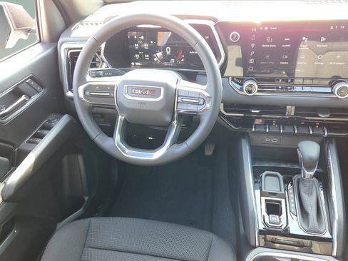 New 2026 GMC Canyon Elevation image 12